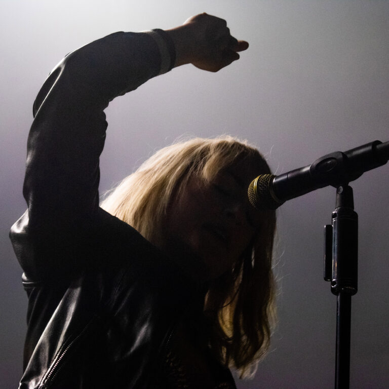 Metric Unites Diehard Indie-Rock and Synth Fans Alike