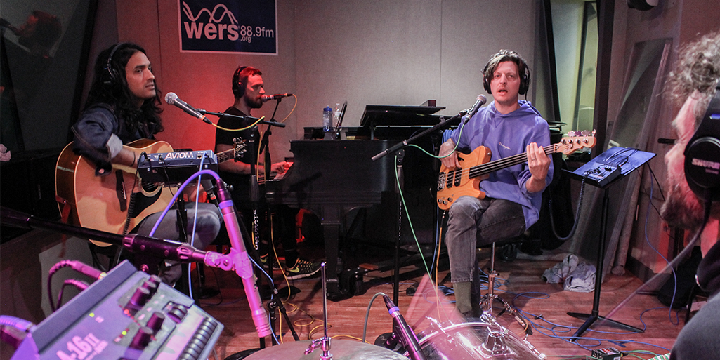Live Mix Recap: Yeasayer - Vimarsana News