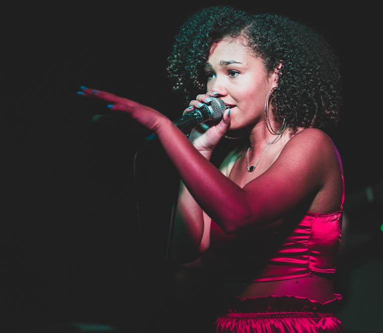 WLW Interview: Autumn Jones on Doing Music Full-Time